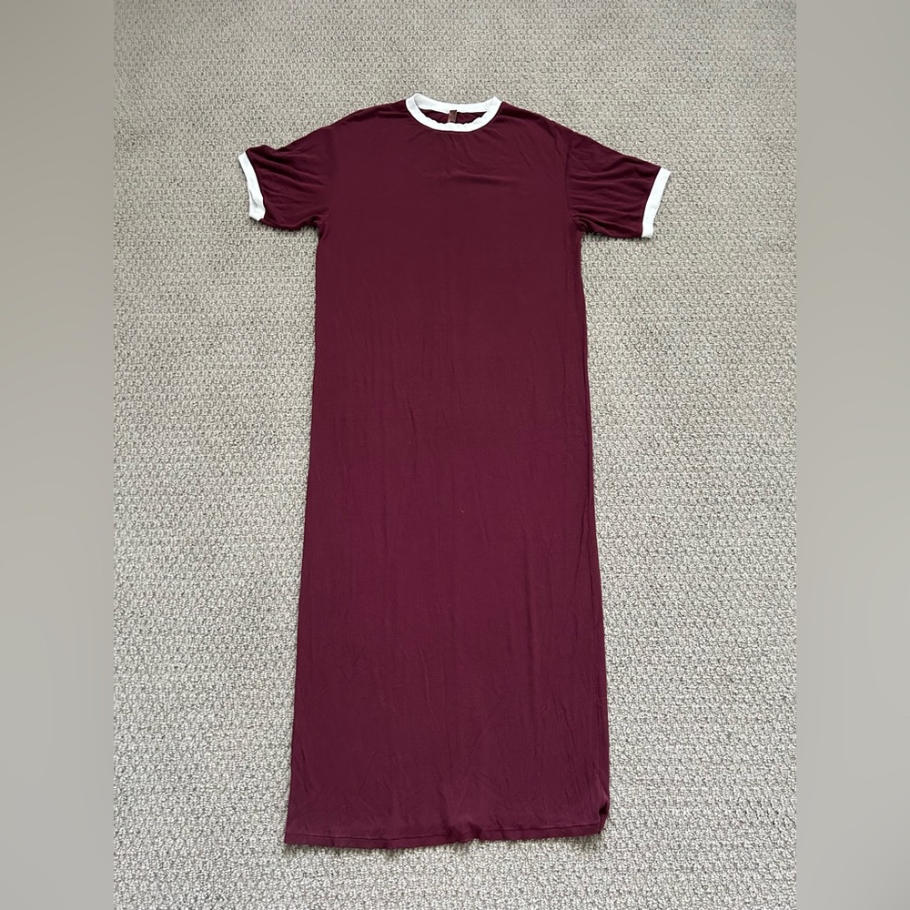 Skims Soft Lounge Ringer T-Shirt Long Dress Maxi Maroon Red
Size Small